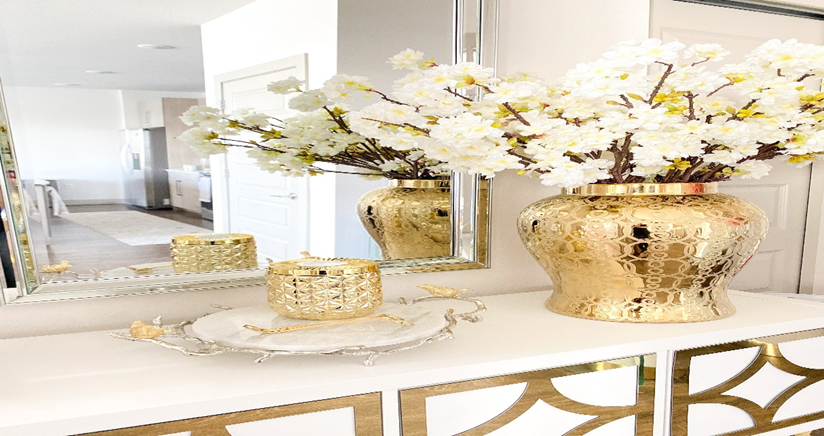decorative accent, Round marble footed tray with branch details